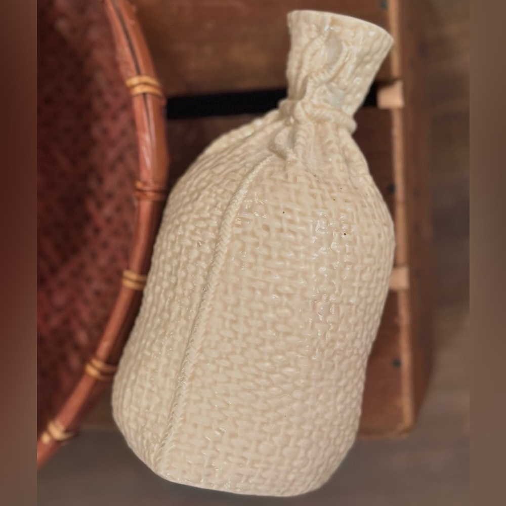 Rare Vintage Neiman Marcus Italy Trump L'Oiel Vase Burlap Sack 1960s-70s
